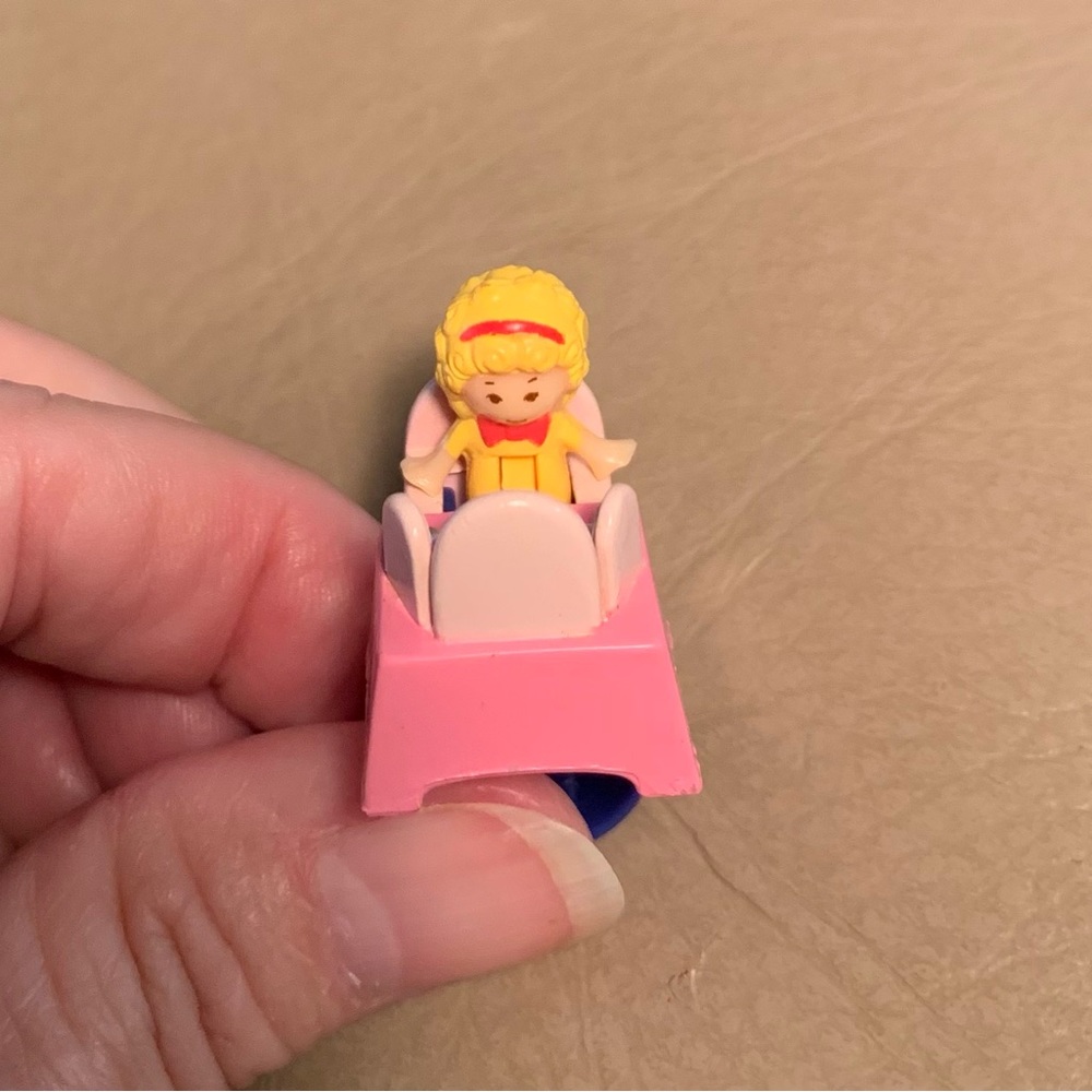 Vintage 1989 Polly Pocket Dressing-up Time with Polly Ring Bluebird CompleteEUC